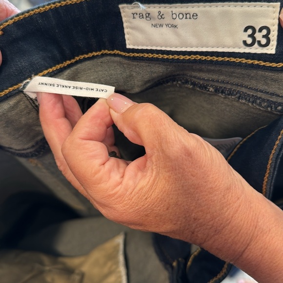 NWT RAG & BONE Dark Wash MID  Size 33 Skinny Leg - Picture 5 of 8